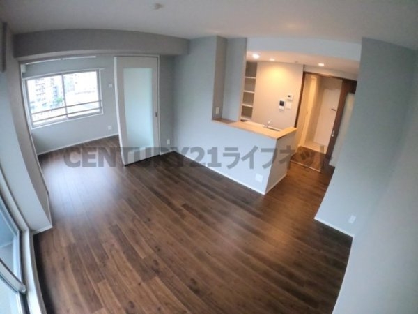 ラグレース天六