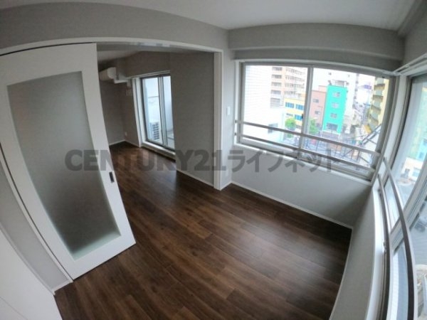 ラグレース天六