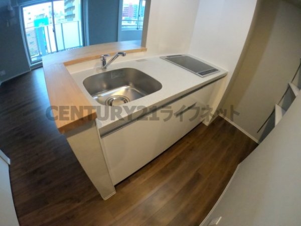 ラグレース天六