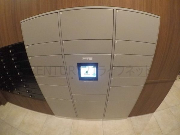 スプランディッド十三本町