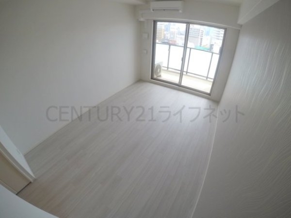 スプランディッド十三本町