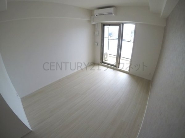 スプランディッド十三本町