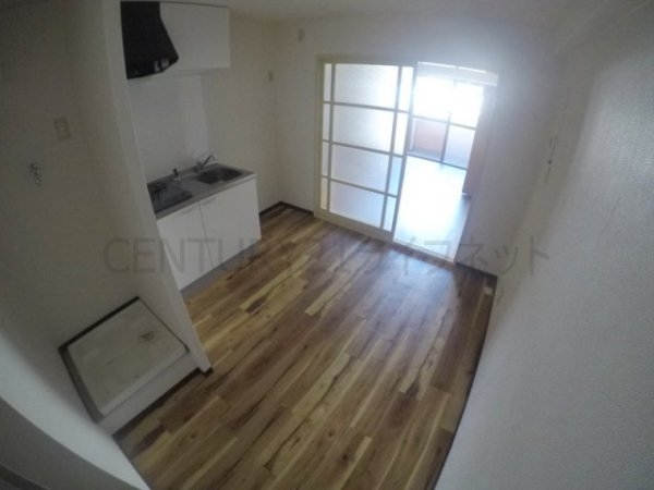 レクシア西中島3