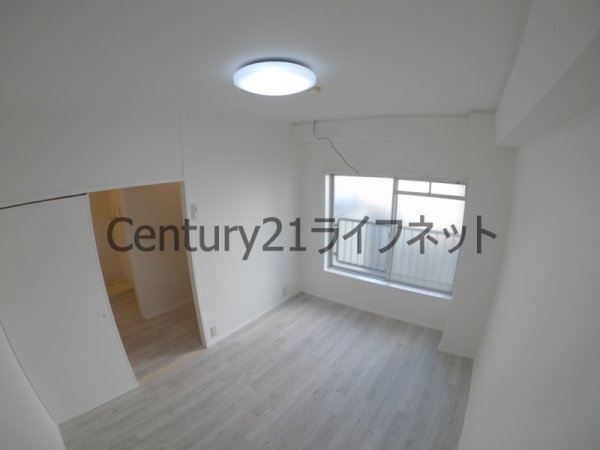 イーマハウスウメダ