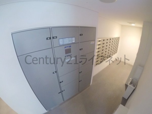 エス・キュート梅田中崎町