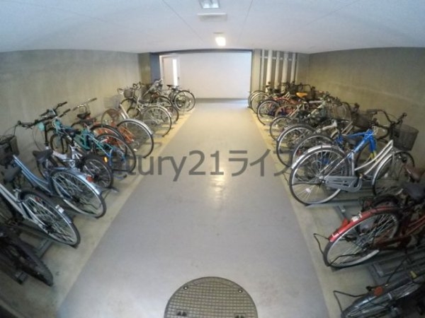 エス・キュート梅田中崎町