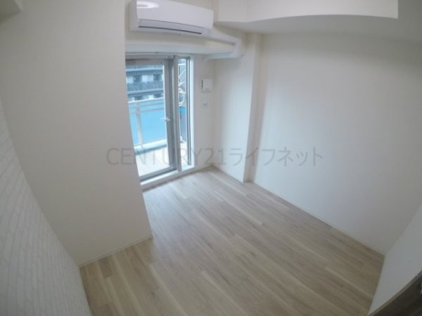 プレサンス塚本アクミリオン