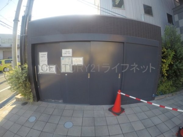 ファステート江坂ランウェイ