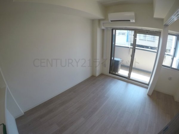 プレサンス新大阪ジェイズ