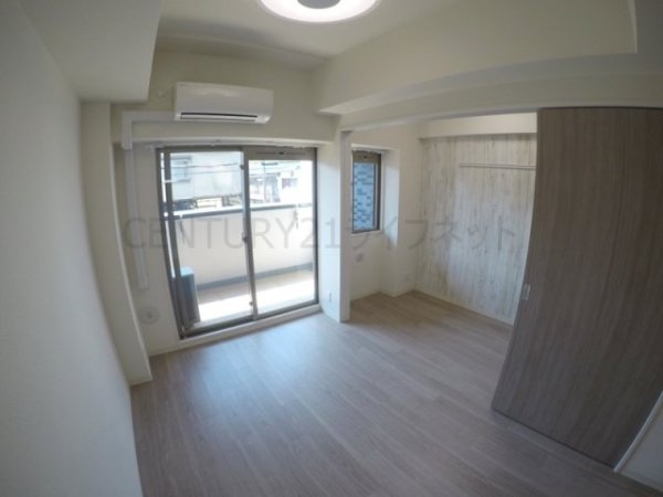 プレサンス新大阪ジェイズ