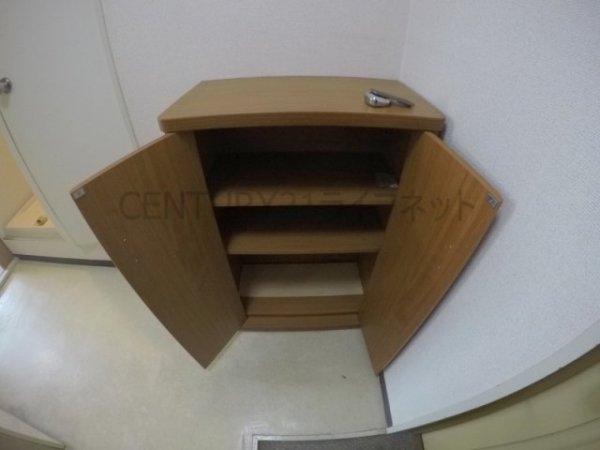 シロハイヌ新大阪