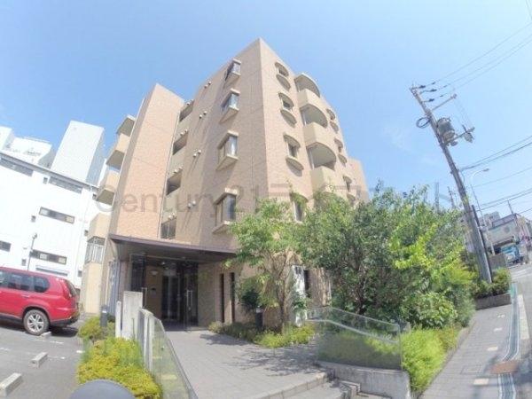 大阪市淀川区西中島2丁目のマンション