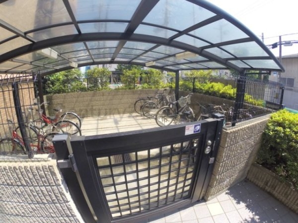 大阪市淀川区西中島２丁目のマンション