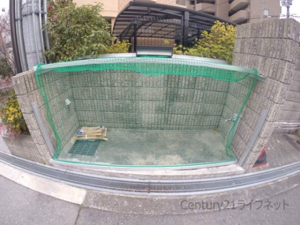 大阪市淀川区西中島２丁目のマンション