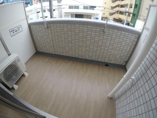 吹田市南吹田５丁目のマンション