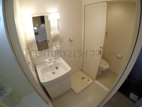 オリエンタル江坂