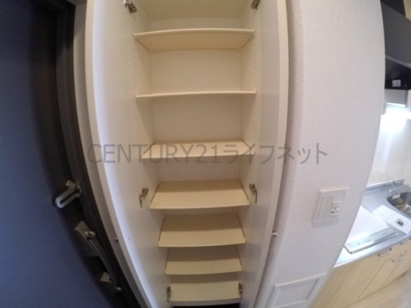 オリエンタル江坂