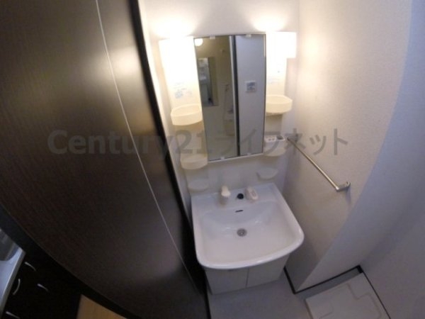 クレイルタワー