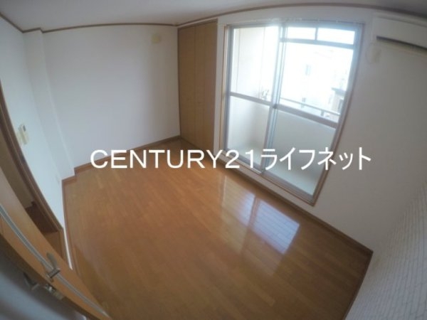 ライトコート十三元今里