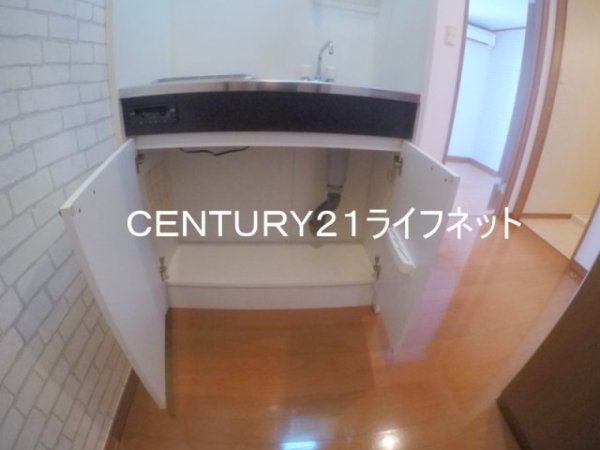 ライトコート十三元今里