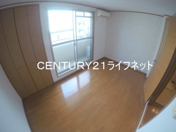 ライトコート十三元今里