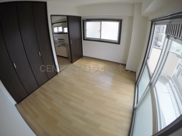 アールエンシンビル