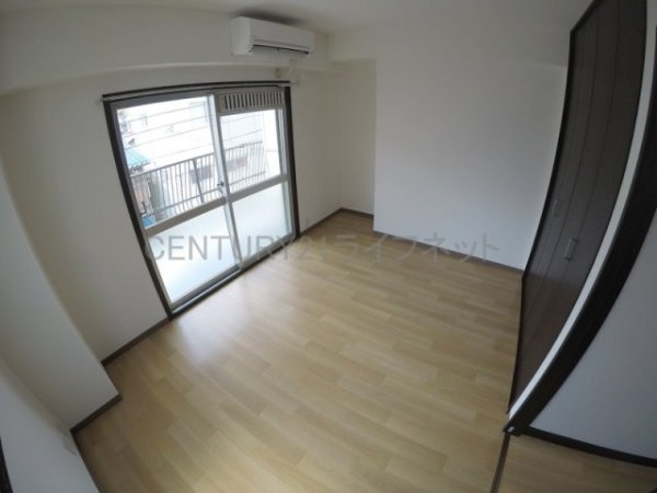 アールエンシンビル