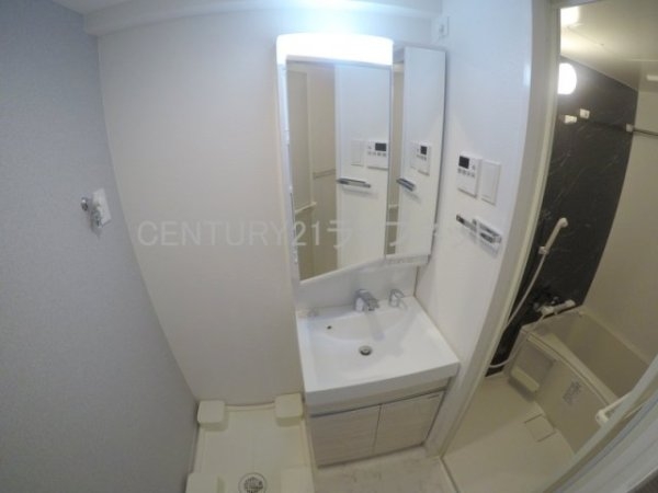 エスレジデンス三国ウエスト