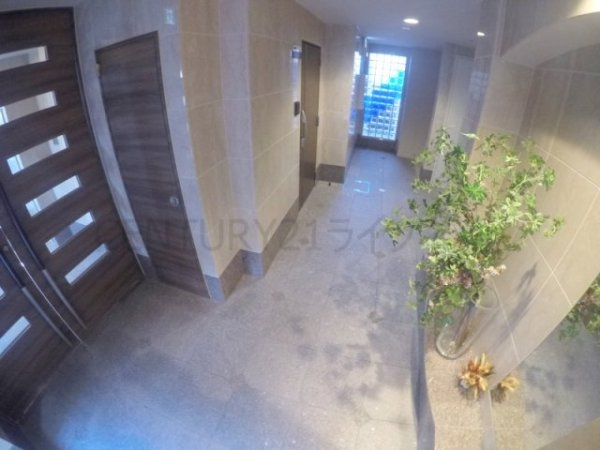 クリスタルコート江坂