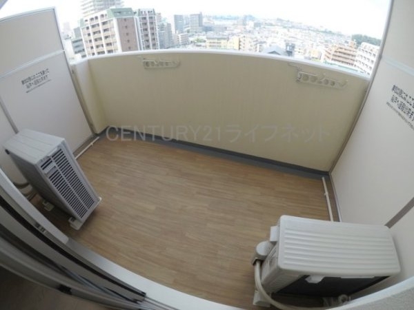 セレニテ江坂ルフレ