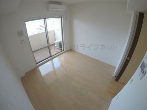 セレニテ江坂ルフレ