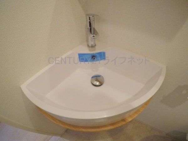 セレニテ江坂ルフレ