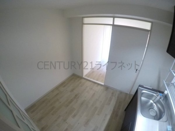 ローズコーポ新大阪７