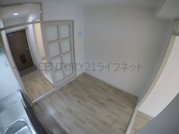 ローズコーポ新大阪７