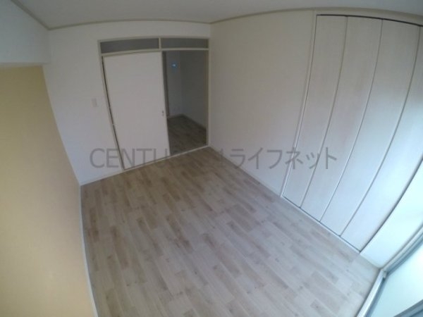 ローズコーポ新大阪７