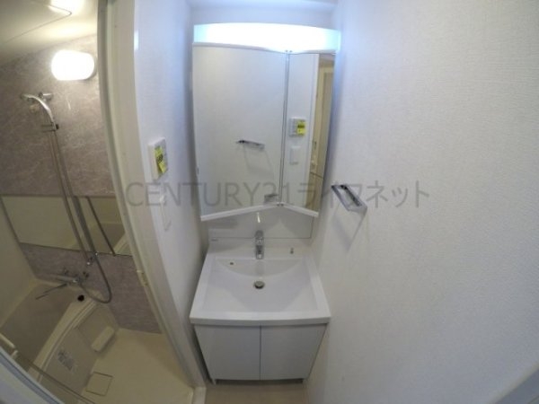 スプランディッド十三本町