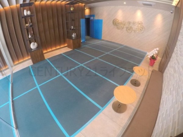 スプランディッド十三本町