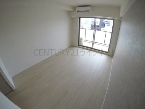 スプランディッド十三本町