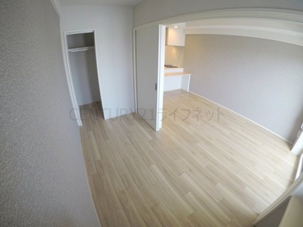 スプランディッド江坂3