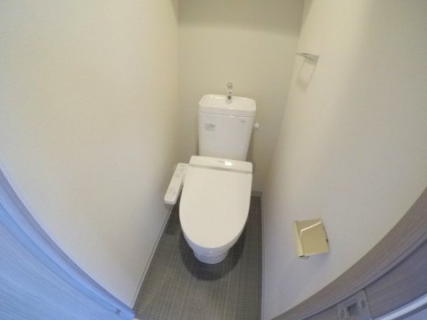 プレサンス塚本駅前