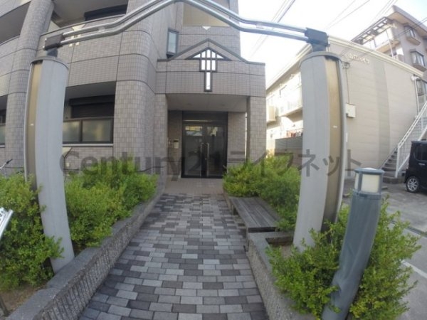 ジョリ・アウローラ