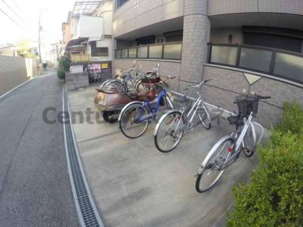 ジョリ・アウローラ