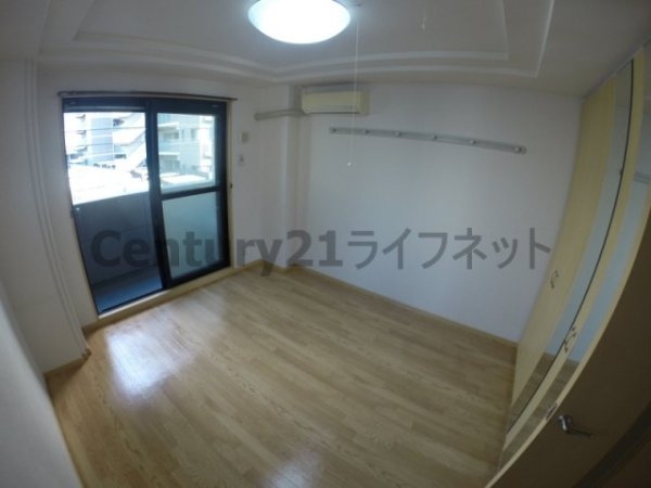 ジョリ・アウローラ