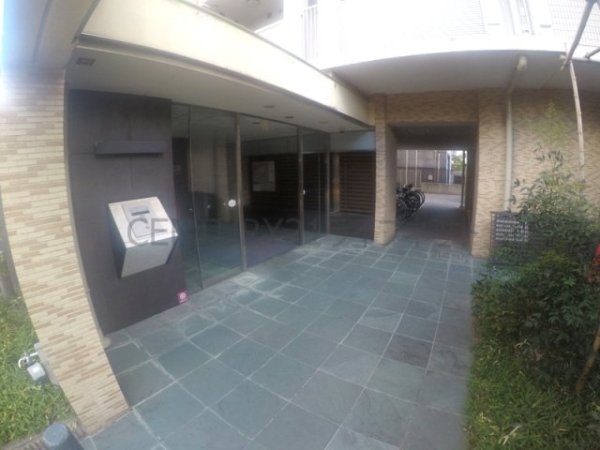 ドライバウム江坂