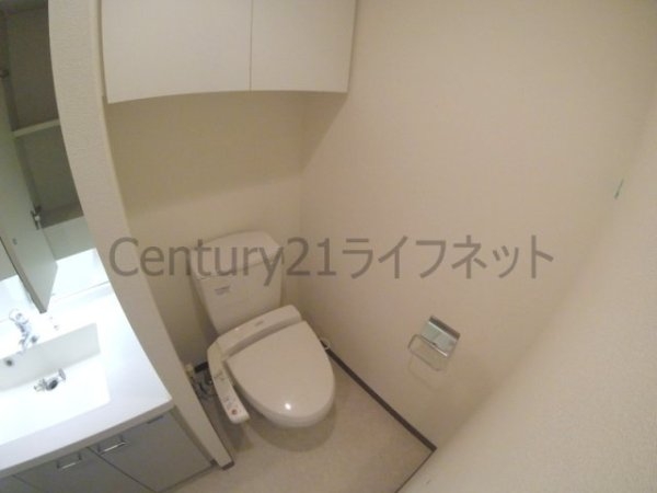 フローライト南森町