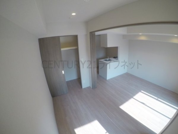 シーズンフラッツ中崎