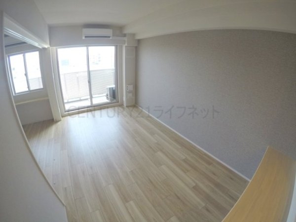 スプランディッド江坂3