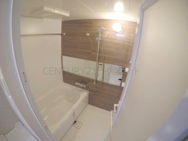 スプランディッド江坂3