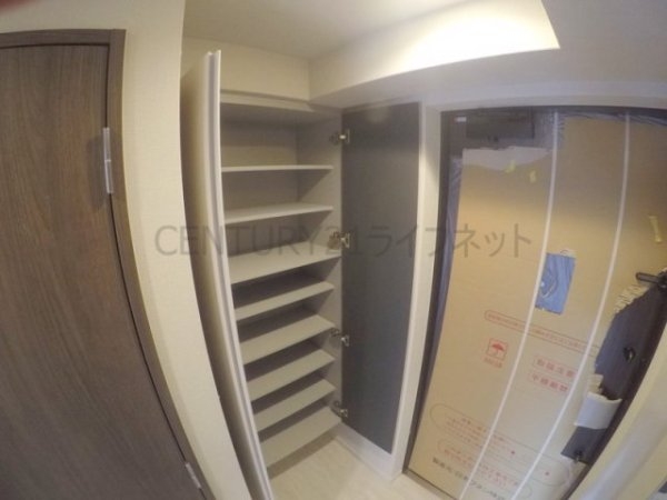 シーズンフラッツ中崎