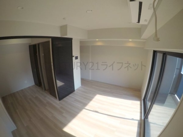 シーズンフラッツ中崎